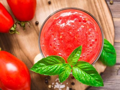 Можно ли пить томатный сок при болезни поджелудочной железы?