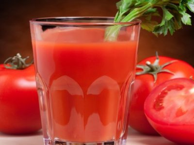 В чем полезен томатный сок?